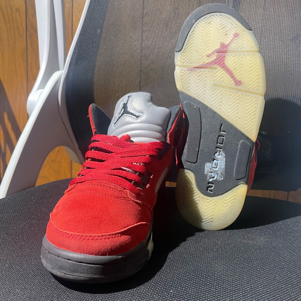 Air Jordan 5 Raging Bull (2021) - Picture 10 of 16